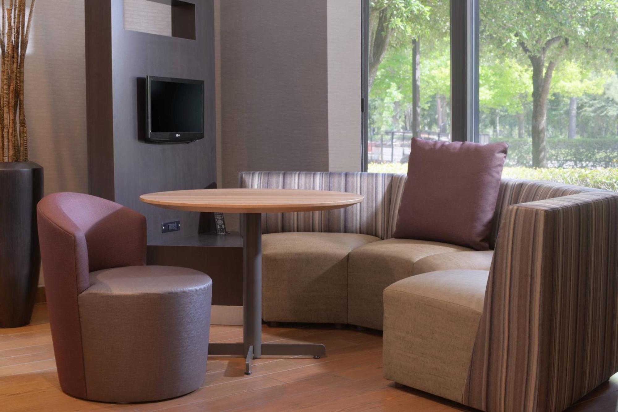 Отель Courtyard By Marriott Houston Northwest Экстерьер фото