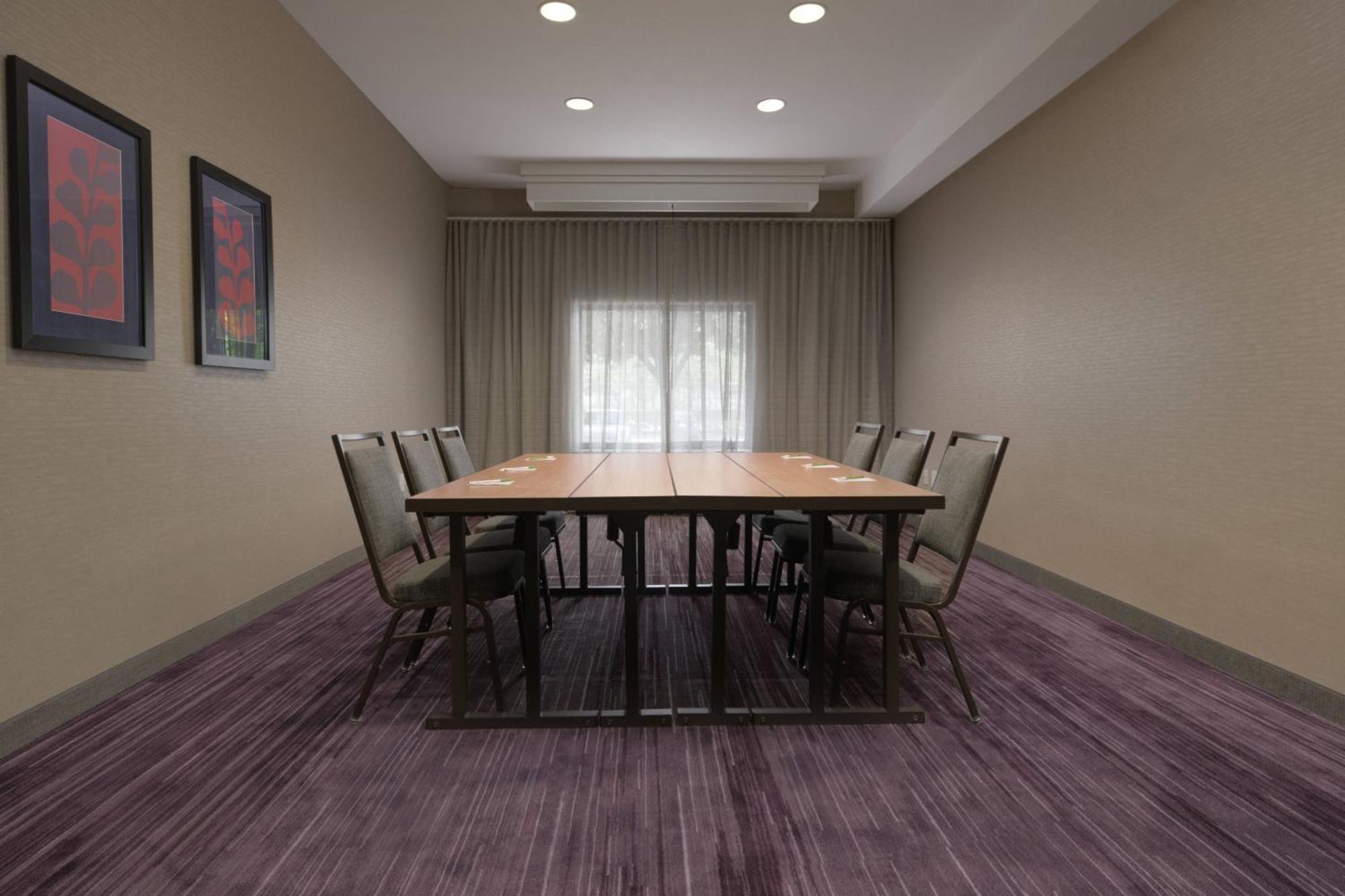 Отель Courtyard By Marriott Houston Northwest Экстерьер фото