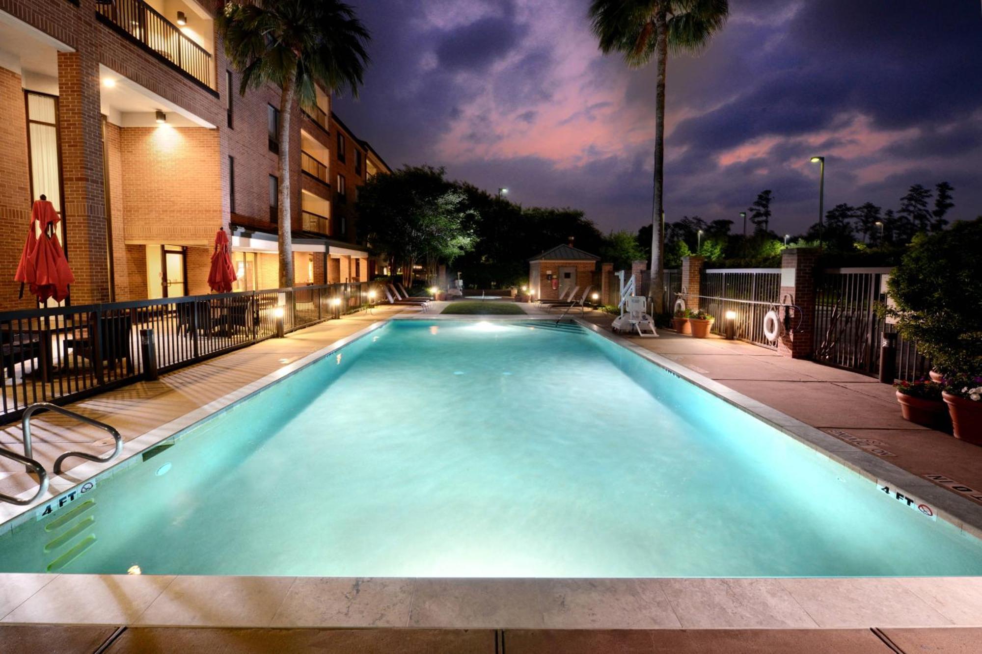 Отель Courtyard By Marriott Houston Northwest Экстерьер фото