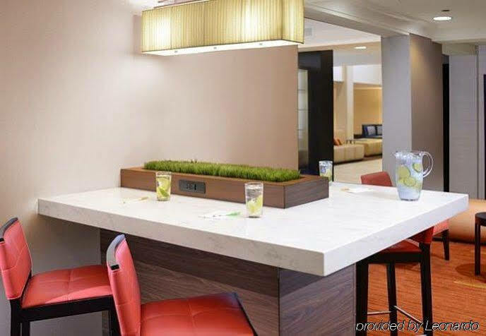 Отель Courtyard By Marriott Houston Northwest Экстерьер фото